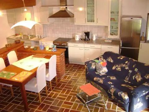 Apartman Loreta Pula Exteriör bild
